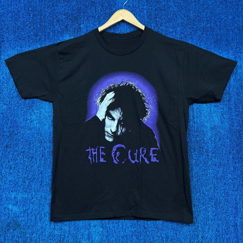 The Cure Robert Smith The Head on the Door Goth Band Tee L